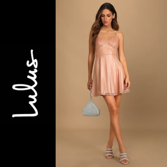Lulus Dresses & Skirts - NWT Lulu’s Blush Metallic Bustier Mini Skater Dress / Medium